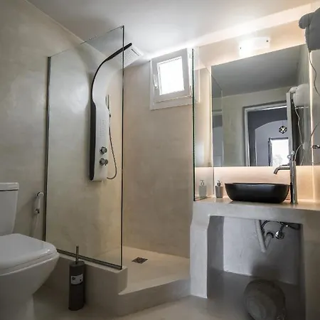 Esmeralda * Apollonia (Sifnos)