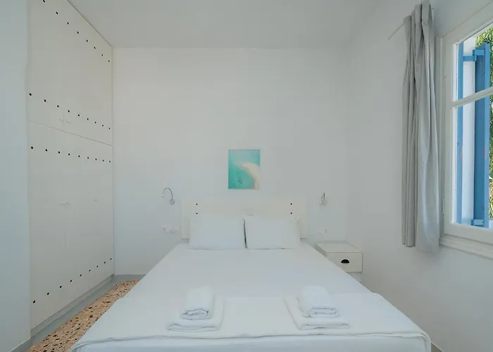 Esmeralda * Apollonia