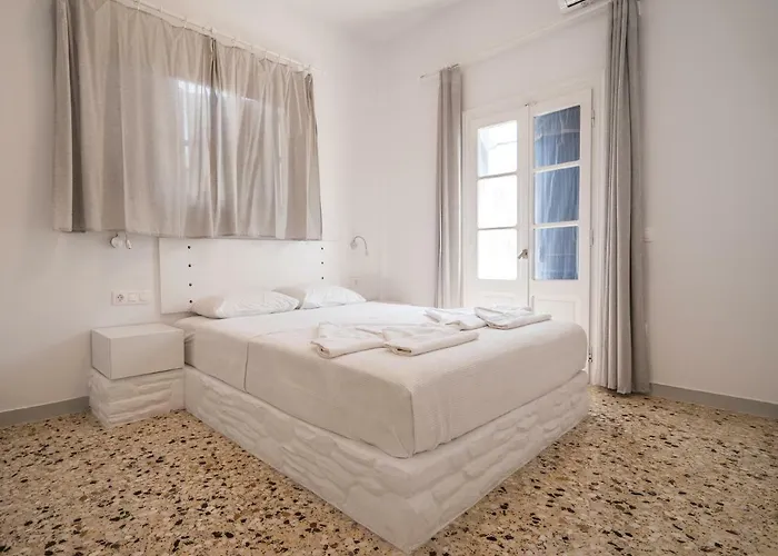 Esmeralda * Apollonia